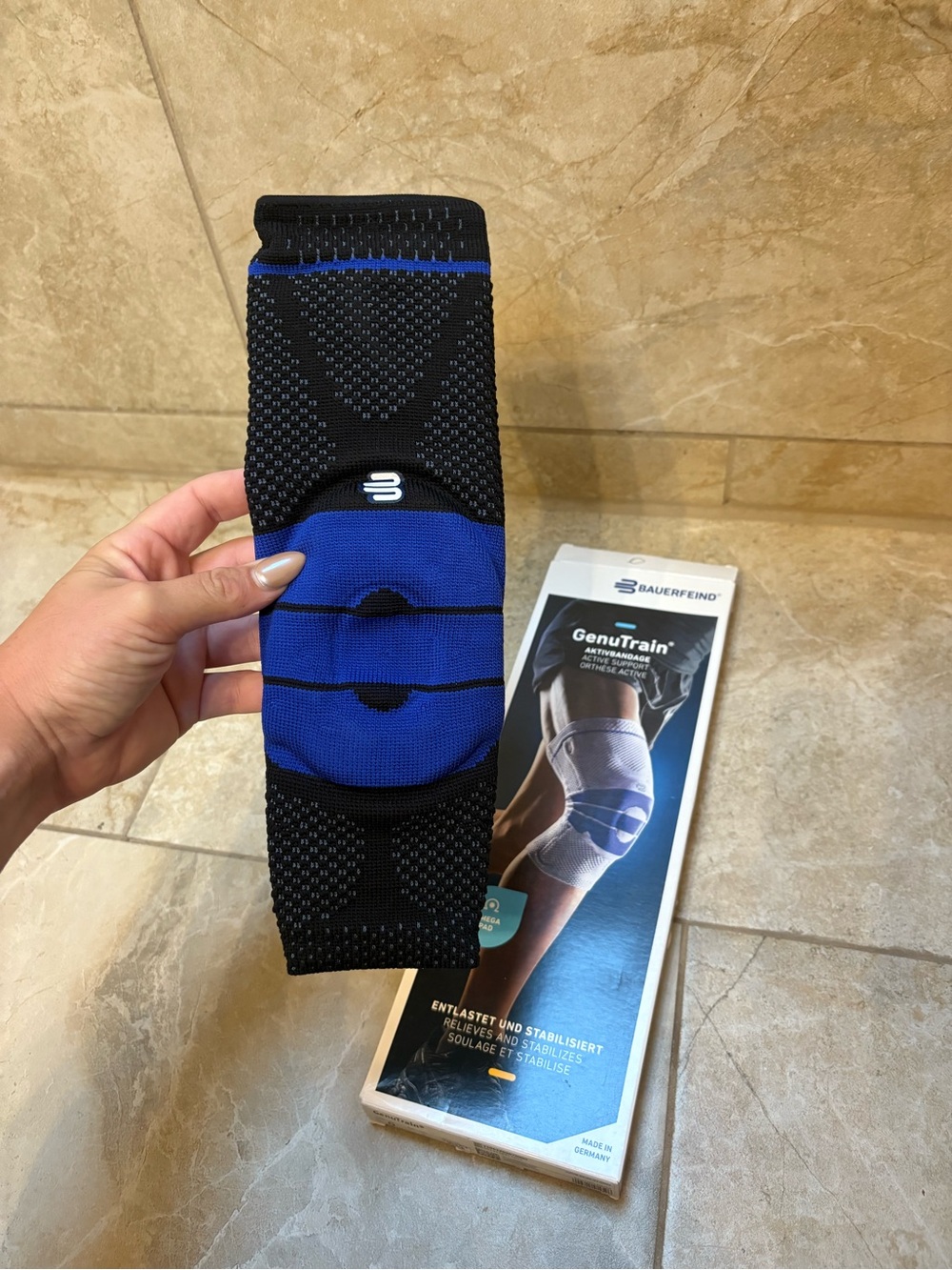 Bauerfeind GenuTrain Kniebandage Knee Support Sleeve Size 0